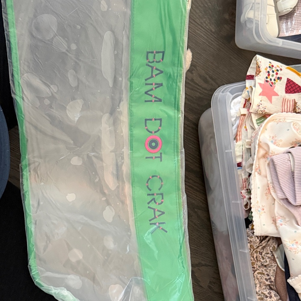 Bam Dot Crak Green Storage Bag